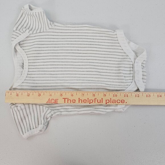 Rene Rofe Baby Bodysuit 6-9m One-Piece Short Sleeve Cotton White & Gray Stripes - Picture 9 of 9